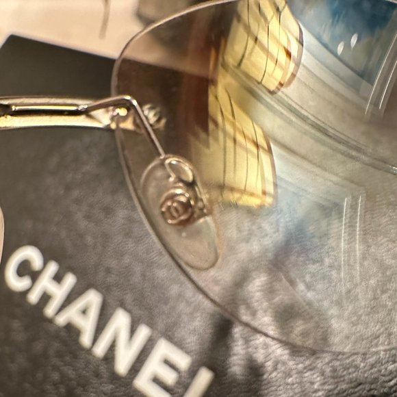 Chanel Double CC Rare, Vintage Silver Sunglasses RImless - Picture 10 of 10